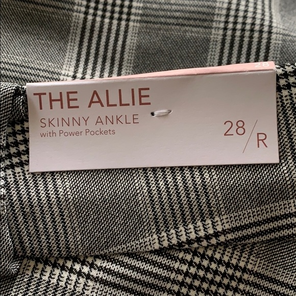 Lane Bryant Allie Stretch Ankle Pant NWT Size26&28 - Picture 8 of 8